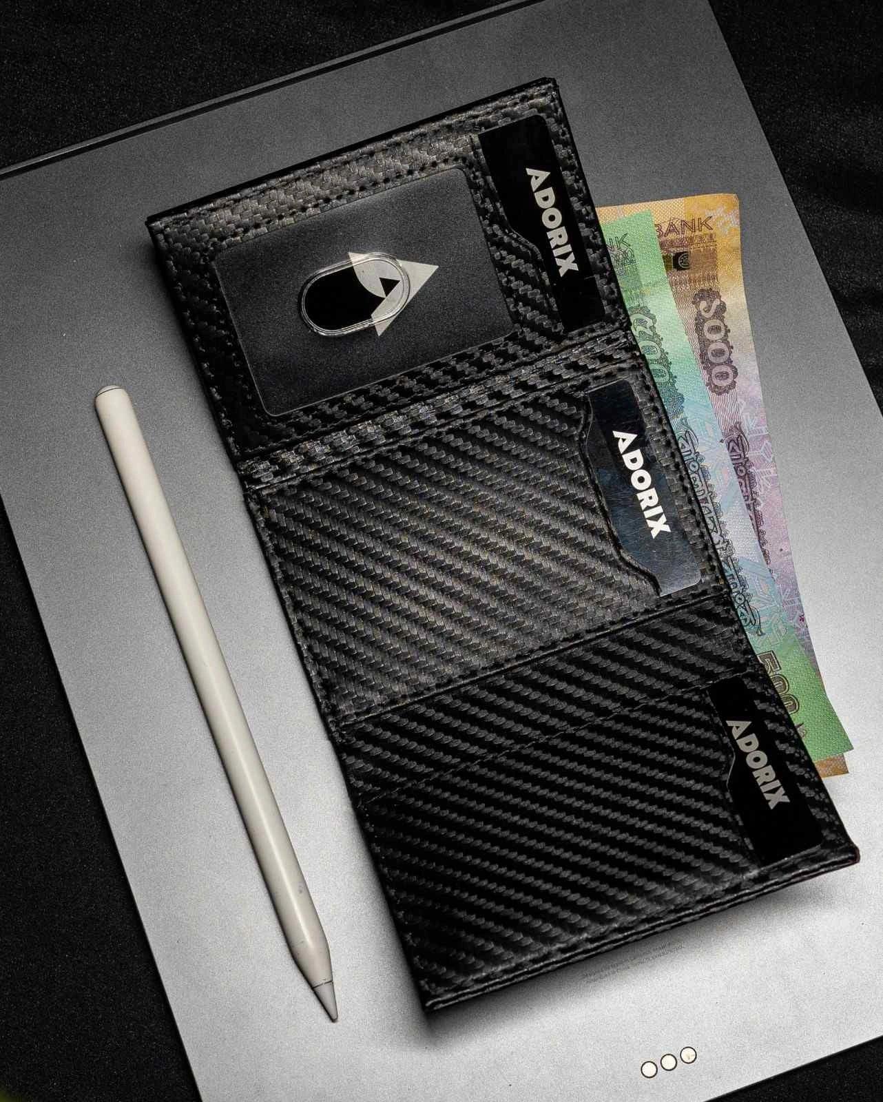 Wallet + icard Tracker – iphone | ipad
